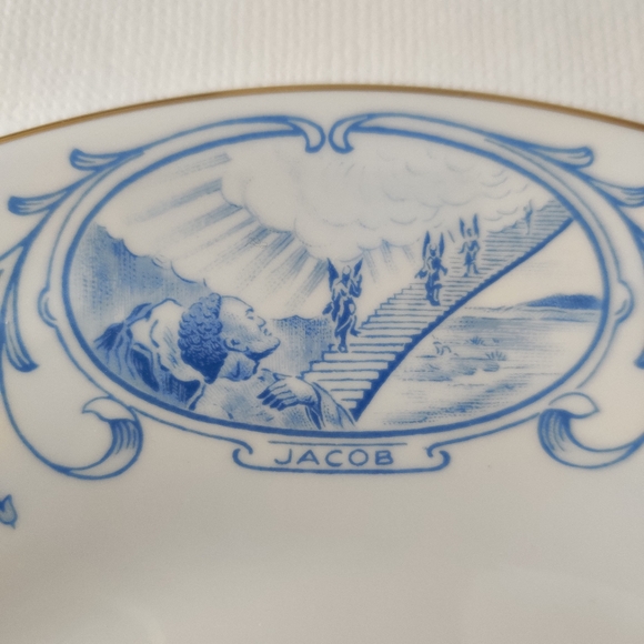 Vintage Boehm Porcelain Decorative Plate - Picture 7 of 10